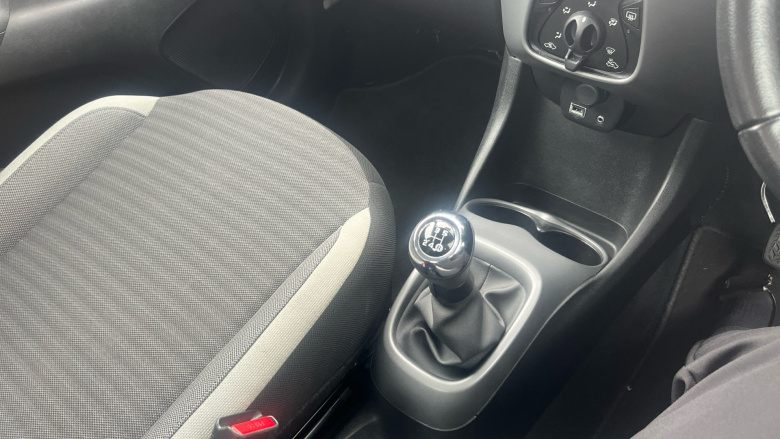 Toyota Aygo 1.0 VVT-i X-Play 5dr Petrol Hatchback